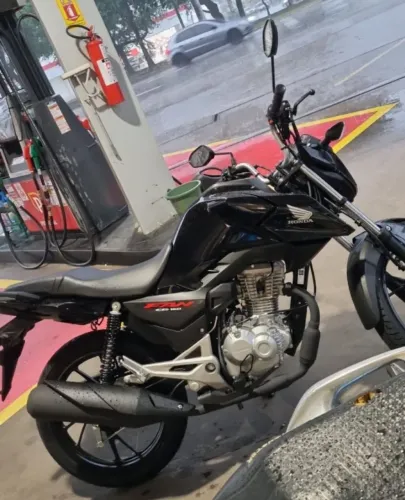 Só 3 mil km rodados