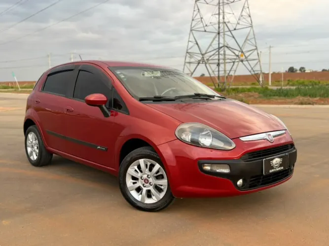 Fiat Punto Attractive 1.4 Fire Flex 8V 5P 2015