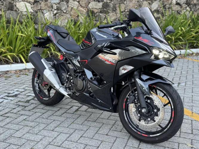 KAWASAKI NINJA 500