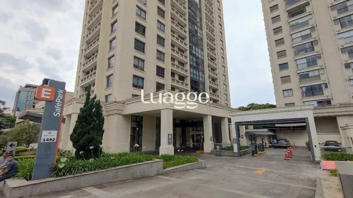 SALA COMERCIAL PARA LOCAÇÃO NO BAIRRO TRES FIGUEIRAS - PISO PORCELANATO - 01 BANHEIRO - 01