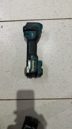 Multicortadora A Bateria 18v Makita.