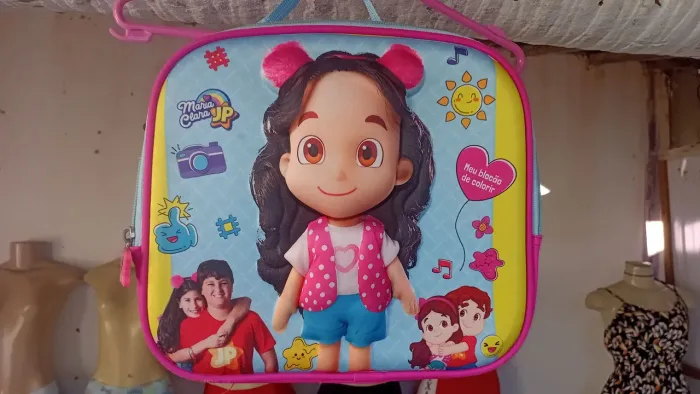 Vendo uma linda bousa térmica infantil