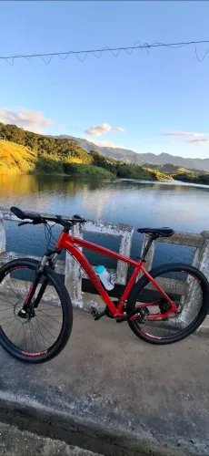 Bicicleta oggi aro 29, quadro 19, 21v