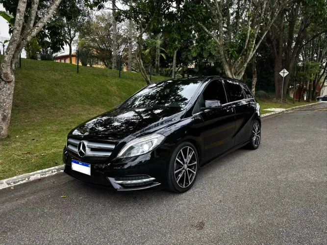 Mercedes-Benz Classe B 200 CGI 1.6 TB Sport 156cv AUT 2014