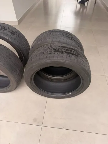 4 pneus BRIDGESTONE 225/45R17