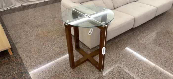 Mesa de Canto / Lateral Raiuga Redonda em Madeira com Tampo de Vidro