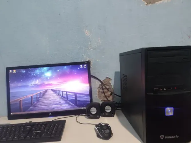 ? PC COMPLETO AMD A8-6500 + MONITOR ESTUDOS.