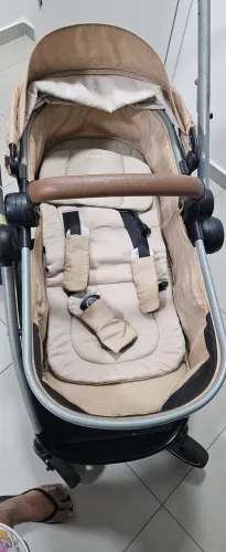 Vendo Carrinho e bebe conforto 