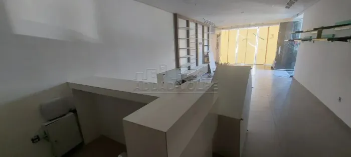 Loja com Vitrine - Aluguel - Zona Sul / Bauru