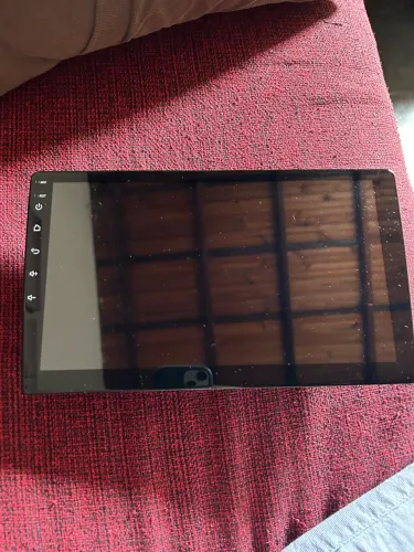 VENDO MULTIMÍDIA COM AUTO FALANTES.