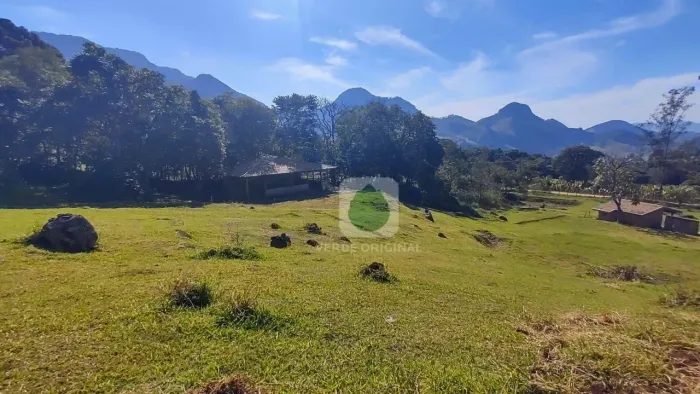 Chácara à venda, 16.000 m² por R$ 2.300.000 - Serrano - São Bento do Sapucaí/SP