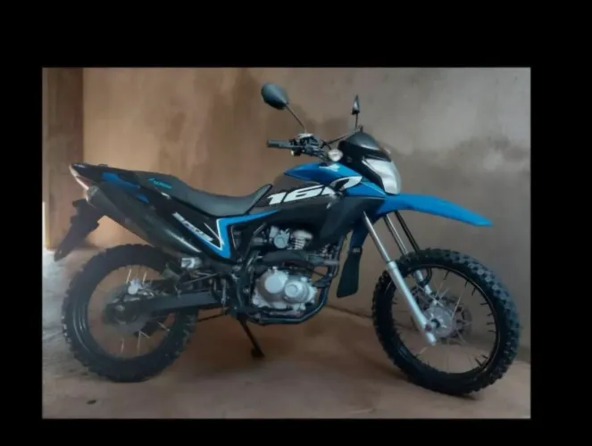 Vendo HONDA NRX BROS 160 ANO 2020 Quitada atrasada