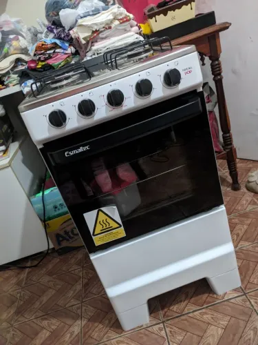 FOGÃO 4 BOCAS ESMALTEC (4 MÊSES DE USO)