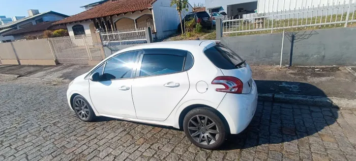 Peugeot 208 Active/active Pack 1.5 Flex 8V 5P 2015