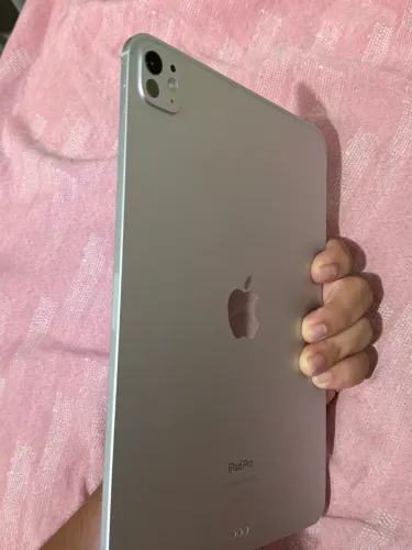 iPad Pro 11? M4 - Novo/Impecável - Excelente Estado