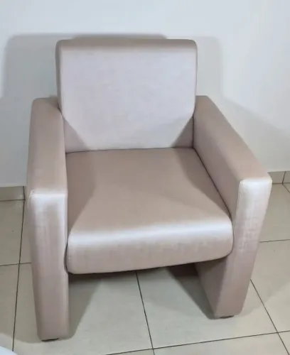 Poltrona nova