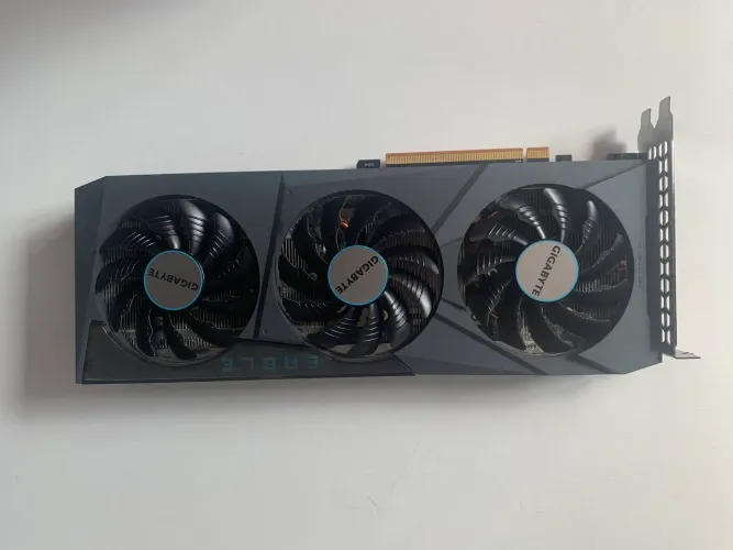 Placa de vídeo GIGABYTE EAGLE RX 6700 XT 12gb