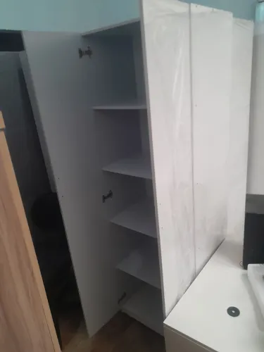 ARMÁRIO MULTIUSO NOVO  branco e marrom e cinza