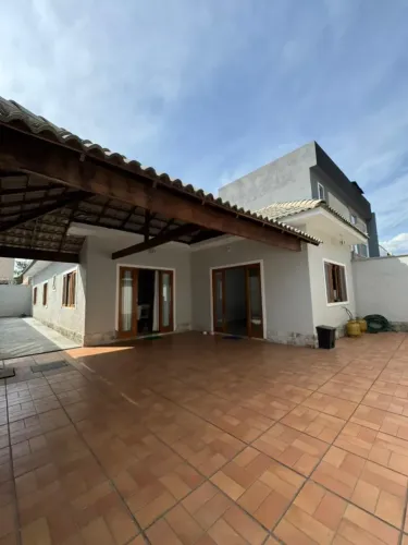 Maravilhosa casa em Xerém- 3 quartos