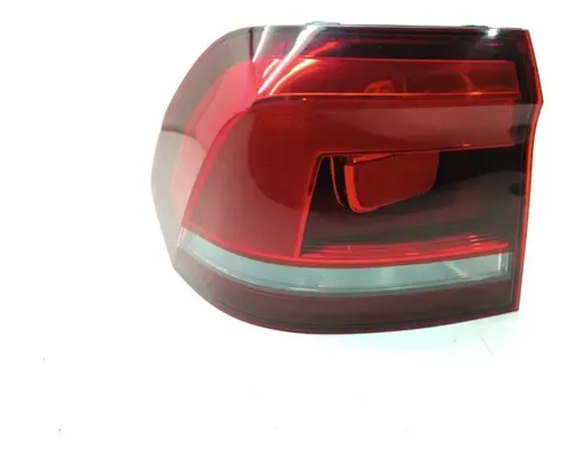 Lanterna Traseira Esquerda Fumê Volkswagen Fox 2019 Esquerdo/motorista Vermelho
