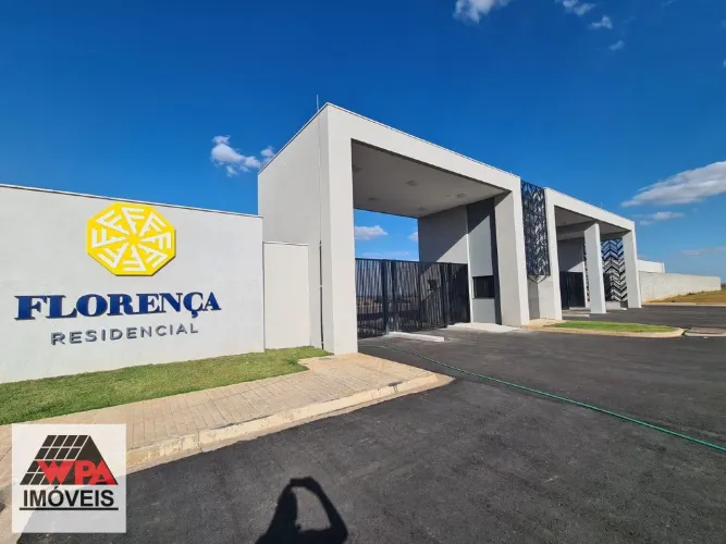 Terreno residencial à venda no Condomínio Jardim Florença em Nova Odessa