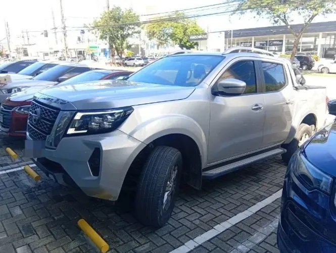 Nissan Frontier XE CD 4X4 2.3 Bi-TB Diesel Aut. 2025