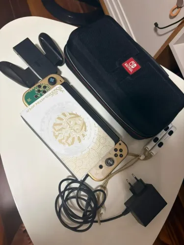 Nintendo Switch OLED - edição Zelda Tears of Kingdom