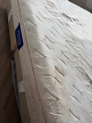 Cama king size 2m x 1,90