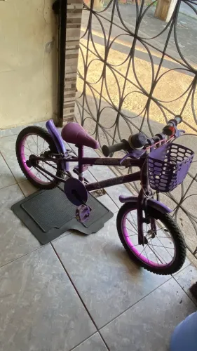 Vendo duas bicicletas de criança