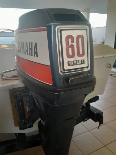 Vendo lancha (Oportunidade)