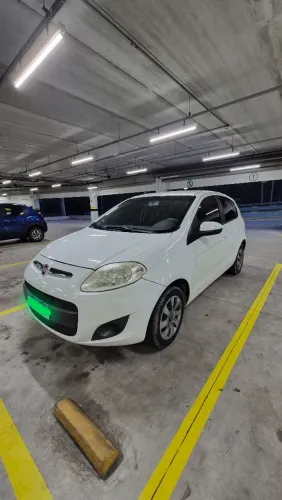 Fiat Palio Attractive 1.0 EVO Fire Flex 8V 5P 2015