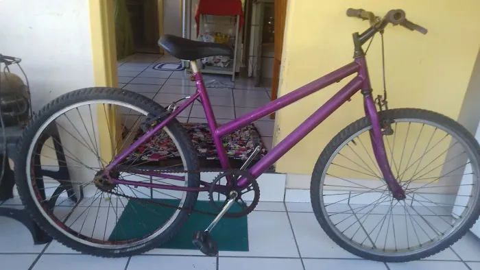 Vendo bicicleta aro 26 tratar Sergio *