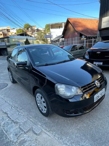 Volkswagen Polo Sedan 1.6 MI Total Flex 8V 4P 2013