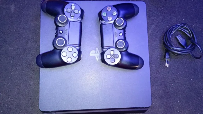 PS4 Desbloqueado HD 1T 12.02