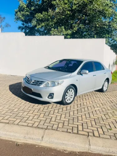 Toyota Corolla Altis 2.0 Flex 16V Aut. 2013