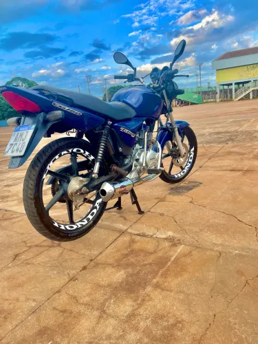 Titan 150