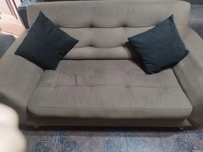 Sofá 2, lugares