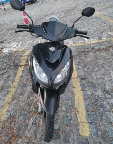 Yamaha neo automática 115 . Já licenciada 2026, toda revisada, pegar e andar. R$ 5.000,00.