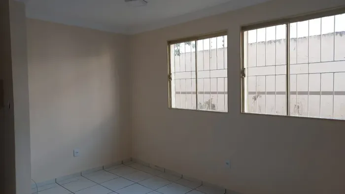 APARTAMENTO A VENDA NO TERREO COM 2 QUARTOS NO TERRA NOVA PROX DO CENTRO POLITICO