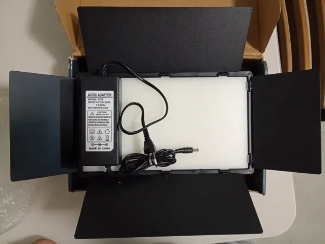 Led para Fotografia/Maquiagem à baterias NPF 750, 950 e afins