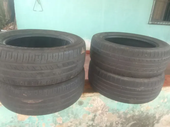 2 pneus 15 e 2 pneus 16