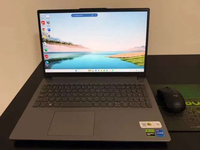 Notebook Lenovo i5 novo