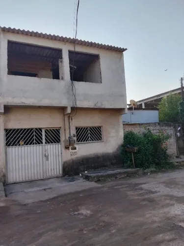 Vendo duplex casa de baixo pronta pra morar casa de cima em fases de acabamento