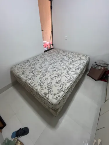 Cama Queen usada preço bom passo cartão