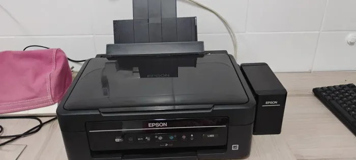 Impressora Multifuncional Epson L365 - 127/220v (Usado) com tinta