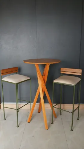 mesa externa + banquetas