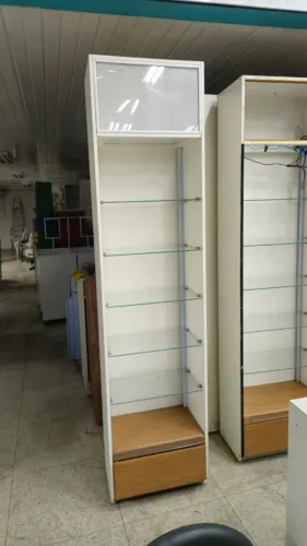 VITRINE EXPOSITORA DE PRODUTOS ILUMINADA COD 1047701