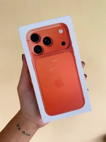IPHONE 17 PRO LACRADO
