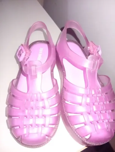 Mini Melissa Aranha