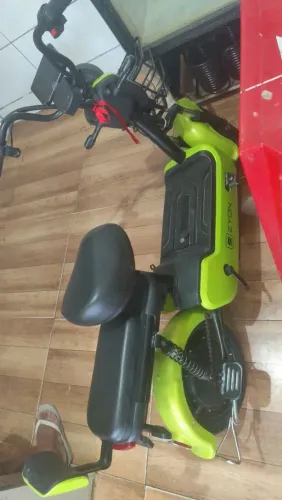 Moto elétrica com defeito